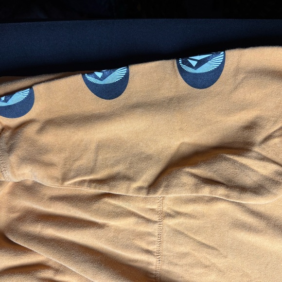 Volcom Mustard Yellow Hooded Pullover - Picture 4 of 8